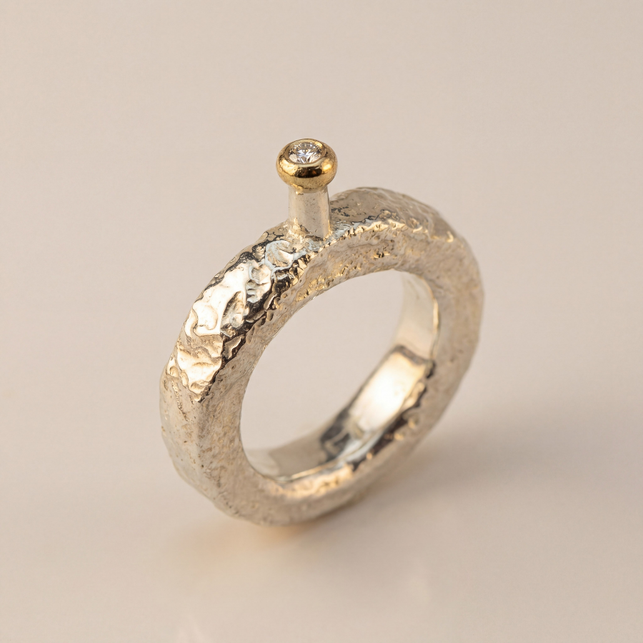 Bague solitaire Luna Étoile argent 925 texturé et diamant serti or 18K, vue 3/4