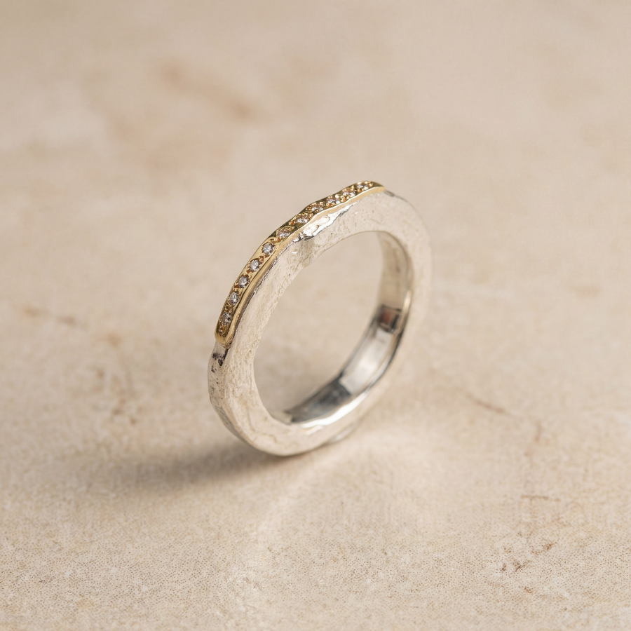 Bague fine Luna Fina argent 925 et or 18K pavé diamants, vue 3/4